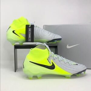 Nike Phantom Luna 2 Elite PG FJ2572-003 Black Volt Soccer Cleats - Size 8